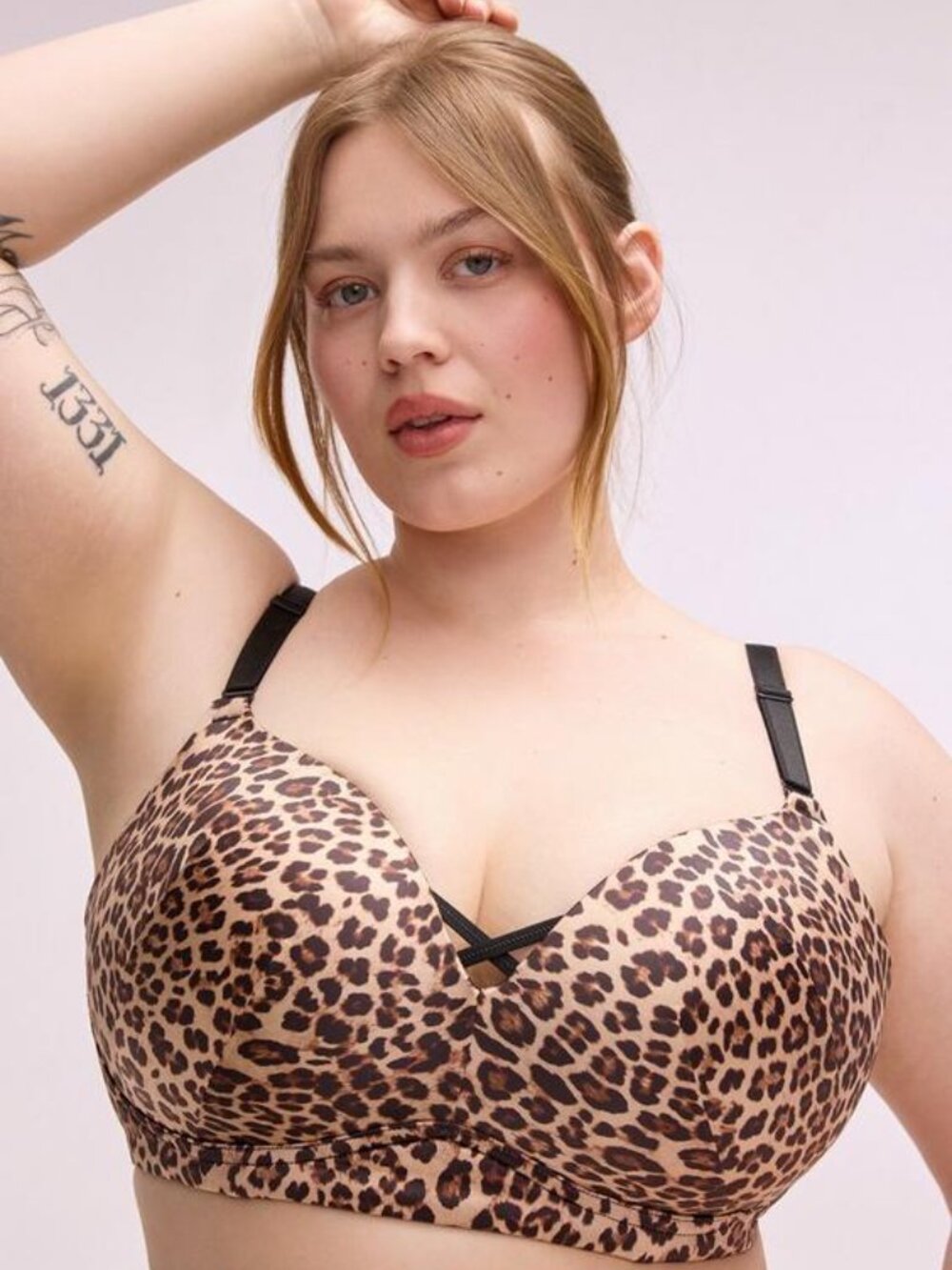 Torrid NWT Wire-Free Push-Up Shine Bra Size 42B Shine Collection
